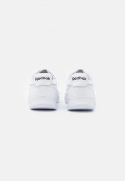 Reebok Classic CLUB C LEGACY REVENGE UNISEX Baskets Basses Footwear White/core Black -Reebok Classic Soldes Magasin 0218e51e038a4fb88cd3a5eda12ef556