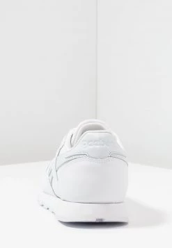 Reebok Classic Unisex CLASSIC Baskets Basses White -Reebok Classic Soldes Magasin 0261e20b0732481a85401868736bc077
