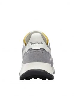 Reebok Classic CLASSIC LEGACY UNISEX Baskets Basses Mgh Solid Grey/pure Grey/chalk -Reebok Classic Soldes Magasin 0399e1fbf608438e8833b5e71cd25d2a