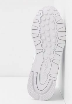 Reebok Classic Femme Baskets Basses White/humble Blue/pink -Reebok Classic Soldes Magasin 05bb6ef265d0412ea24e8bc227577212