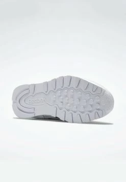 Reebok Classic CLASSIC LEATHER SHOES Baskets Basses White Homme 15 Reebok Classic CLASSIC LEATHER SHOES Baskets Basses White Homme -Reebok Classic Soldes Magasin 077fd1a44740479da7d182eb32344bb6