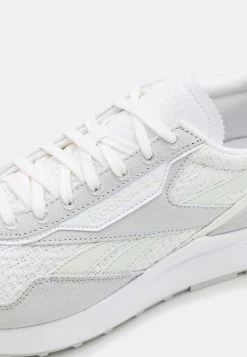 Reebok Classic LEGACY GROW UNISEX Baskets Basses Footwear White/pure Grey/opal Glow -Reebok Classic Soldes Magasin 0a21495367fa427cb106721b12c3c37d