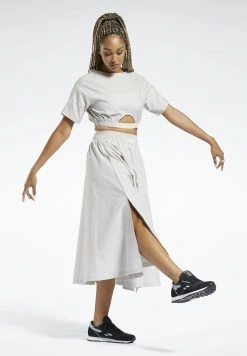 Reebok Classic Femme Jupe Trapèze Grey -Reebok Classic Soldes Magasin 0d455a52fd9a40e6a6179dc54e870699