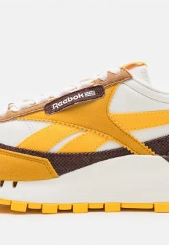 Reebok Classic CLASSIC LEGACY UNISEX Baskets Basses Chalk/bright Ocre/always Yellow/bright Brown -Reebok Classic Soldes Magasin 0eea7246bd53484e9c9b3de987bb1b85