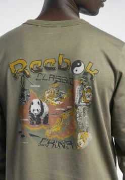 Reebok Classic Unisex DESTINATION CHINA T Shirt à Manches Longues Green 10 Reebok Classic Unisex DESTINATION CHINA T Shirt à Manches Longues Green -Reebok Classic Soldes Magasin 0f7c6d080c8b4438a41eeaeb9342aa76