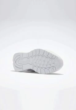 Reebok Classic CLASSIC Baskets Basses White Unisex -Reebok Classic Soldes Magasin 103e66b543c049d8ac4feec69a53cfe5