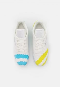 Femme COLLINA STRADA X REEBOK CLASSIC LEATHER Baskets Basses Footwear White/digital Blue/acid Yellow -Reebok Classic Soldes Magasin 12a3a6d8c63146d7b03be1c1176ea5fd