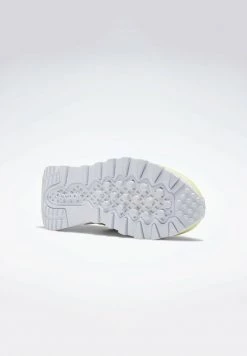 Reebok Classic NEW LEGACY LEATHER SHOES Baskets Basses Yellow Femme -Reebok Classic Soldes Magasin 131b050e3cc74ba191993c5cfda3f774