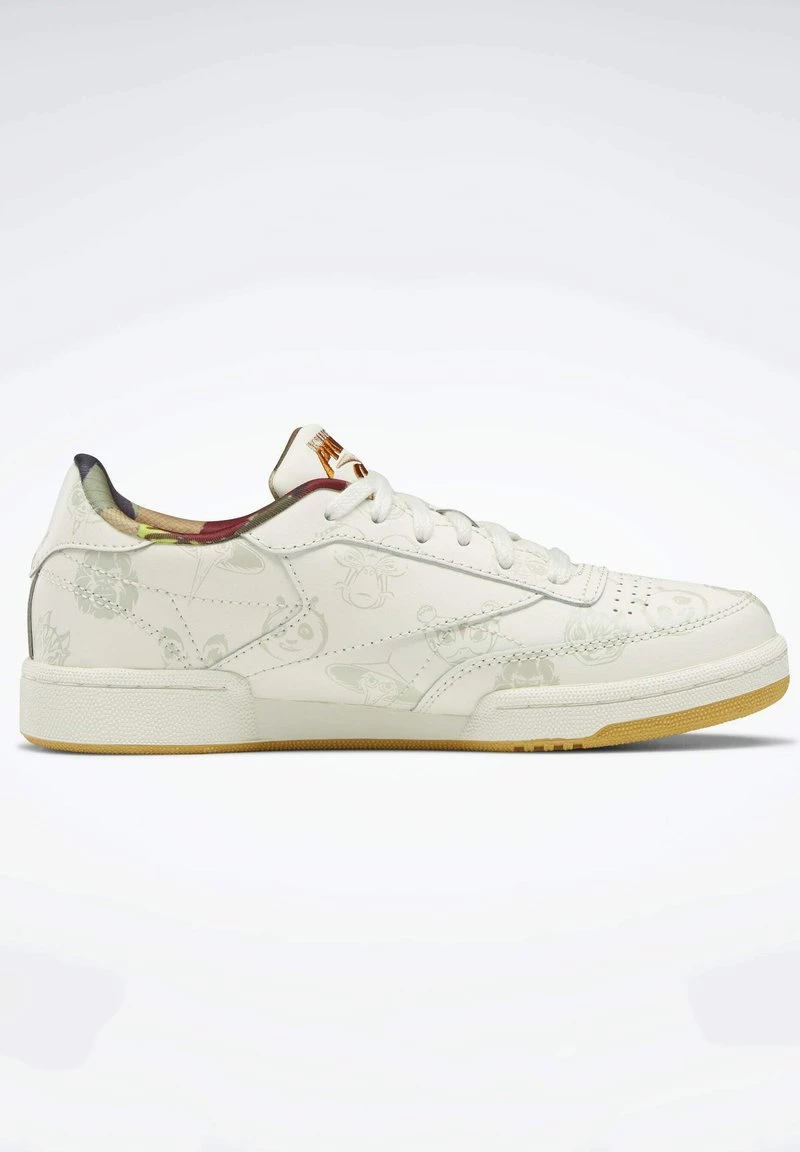 Reebok Classic Unisex CLUB C 85 KUNG FU PANDA Baskets Basses White 9 Reebok Classic Unisex CLUB C 85 KUNG FU PANDA Baskets Basses White – Image 9