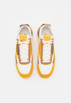 Reebok Classic CLASSIC LEGACY UNISEX Baskets Basses Chalk/bright Ocre/always Yellow/bright Brown -Reebok Classic Soldes Magasin 1efda38991494875ae83672d4dbabb1e