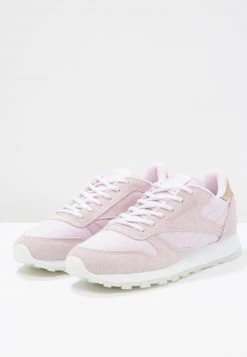 Reebok Classic Femme CL LEATHER SEA WORN Baskets Basses Purple/white -Reebok Classic Soldes Magasin 1fd2b1a56ce34b078e3b3b03fd4e2c67