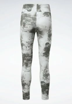 Reebok Classic Femme Legging Green 15 Reebok Classic Femme Legging Green -Reebok Classic Soldes Magasin 20f10830e9f441d4a9a47714e2f17024