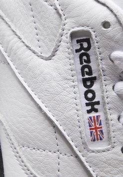 Reebok Classic CLASSIC LEATHER Baskets Basses White Homme 16 Reebok Classic CLASSIC LEATHER Baskets Basses White Homme -Reebok Classic Soldes Magasin 2212ad061a6d4825b88d46bede03ca8b
