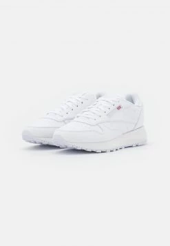 Reebok Classic CLASSIC SP VEGAN Baskets Basses Footwear White/pure Grey Femme -Reebok Classic Soldes Magasin 2d06fa256d1147499cb1f104f60a537b