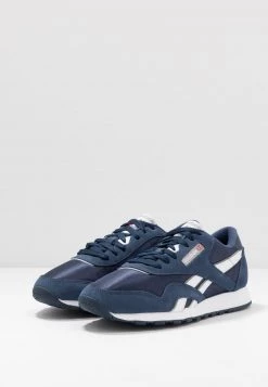 Reebok Classic CL NYLON UNISEX Baskets Basses Panton -Reebok Classic Soldes Magasin 2e8d9d65f7324e4a8fc81634a57e8bb8