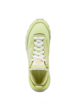 Reebok Classic NEW LEGACY LEATHER SHOES Baskets Basses Yellow Femme -Reebok Classic Soldes Magasin 2f3690e1b86249e49fce909537791c58