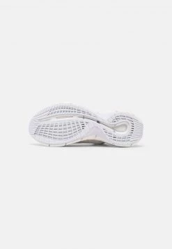 Reebok Classic ZIG KINETICA II UNISEX Baskets Basses White/pure Grey -Reebok Classic Soldes Magasin 308251e538d84934a33140af1a7c9c64
