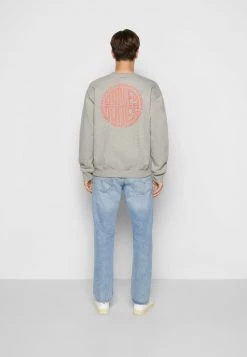 Reebok Classic Homme CREW Sweatshirt Medium Grey Heather -Reebok Classic Soldes Magasin 30f018115c1d4a4495c999047801ec23