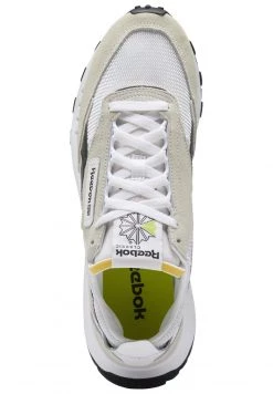 Reebok Classic CLASSIC LEGACY UNISEX Baskets Basses Ftwr White/core Black/acid Yellow -Reebok Classic Soldes Magasin 3304ab7f9255415eb8e3d46df6cf3ce8