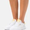 Reebok Classic COURT PEAK Baskets Basses Footwear White/always Yellow Femme