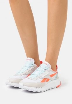 Reebok Classic Femme LEGACY Baskets Basses Grey