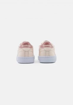 Reebok Classic Femme CLUB C 85 Baskets Basses Ceramic Pink/blush Metallic/footwear White 9 Reebok Classic Femme CLUB C 85 Baskets Basses Ceramic Pink/blush Metallic/footwear White -Reebok Classic Soldes Magasin 41afe9cebecd4b3492710b71a3364ba5