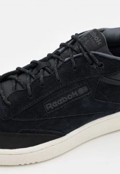 Reebok Classic CLUB C MID II UNISEX Baskets Basses Black 11 Reebok Classic CLUB C MID II UNISEX Baskets Basses Black -Reebok Classic Soldes Magasin 41f42eba8fd4421ea3393c4e51015cd3