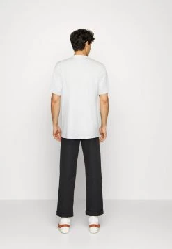 Reebok Classic WORLDS COLLIDE TEE T Shirt Imprimé White Homme -Reebok Classic Soldes Magasin 4253116809294b3490ca7c83cadf5c59