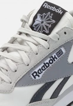 Reebok Classic AZ II UNISEX Baskets Basses Pure Grey/pure Grey/pure Grey -Reebok Classic Soldes Magasin 48a22877910048e59aa15e851b960372