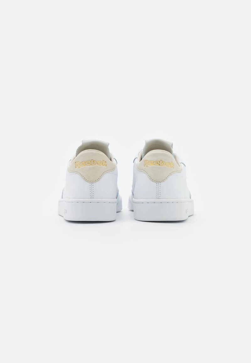 Reebok Classic CLUB C CLEAN Baskets Basses Footwear White/alabaster Femme 4 Reebok Classic CLUB C CLEAN Baskets Basses Footwear White/alabaster Femme – Image 4