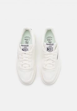 Reebok Classic CLUB C 85 GROW UNISEX Baskets Basses Chalk/core Black -Reebok Classic Soldes Magasin 4d2107ca326e4851ab572c070ea73c09