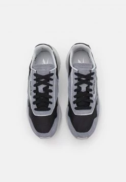 Reebok Classic CL LEGACY UNISEX Baskets Basses Cold Grey 5/silver Metallic/black -Reebok Classic Soldes Magasin 50823cf469ac4ccd8f5e9cb323e64aca