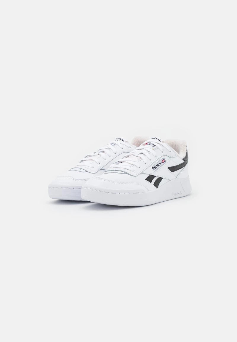 Reebok Classic Unisex CLUB C LEGACY REVENGE Baskets Basses Footwera White/core Black 2 Reebok Classic Unisex CLUB C LEGACY REVENGE Baskets Basses Footwera White/core Black – Image 2