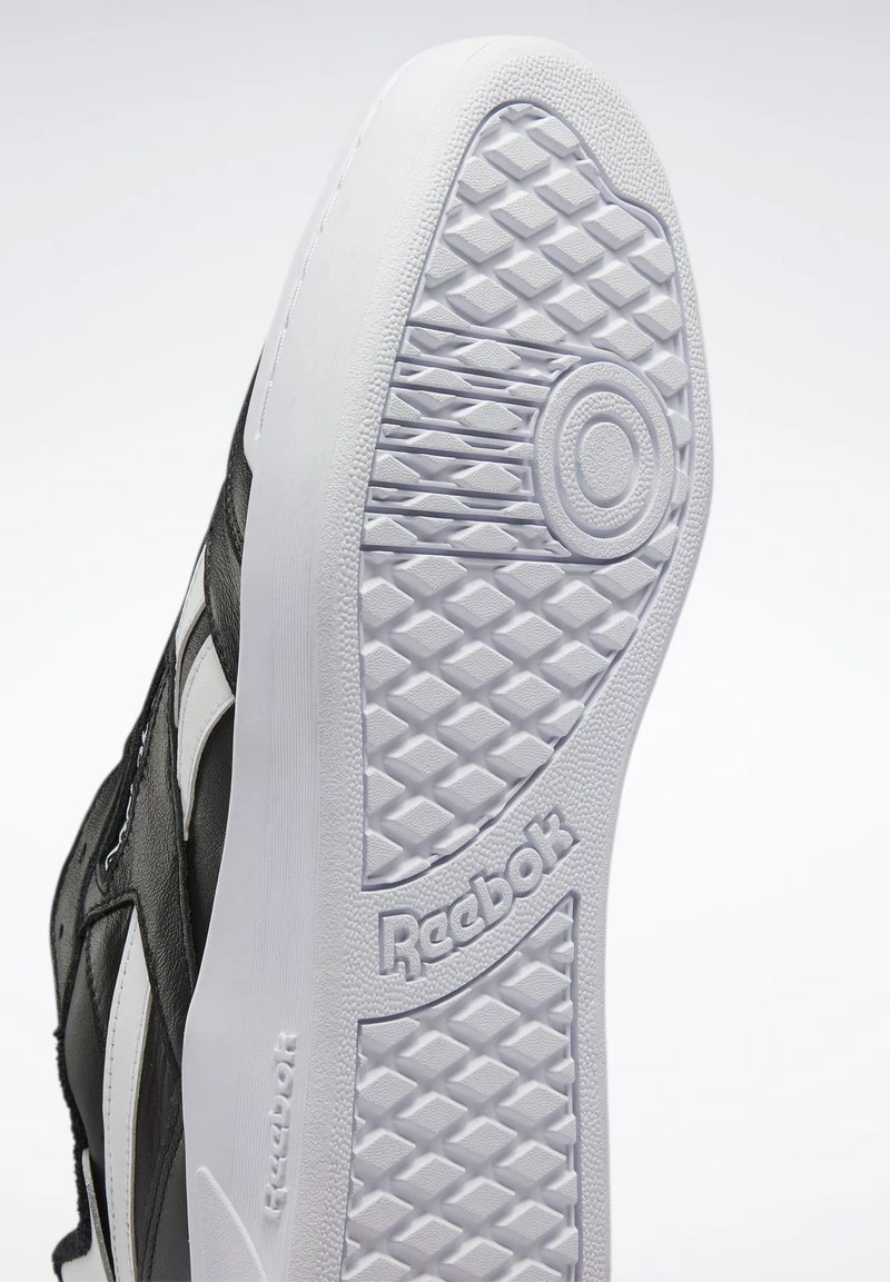 Reebok Classic CLUB C LEGACY REVENGE Baskets Basses Core Black/ftwr White/ftwr White Unisex 16 Reebok Classic CLUB C LEGACY REVENGE Baskets Basses Core Black/ftwr White/ftwr White Unisex – Image 16