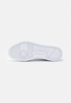 Reebok Classic Femme COURT PEAK Baskets Basses White -Reebok Classic Soldes Magasin 5bf73853cd564e3abcbafb1ac4c08539