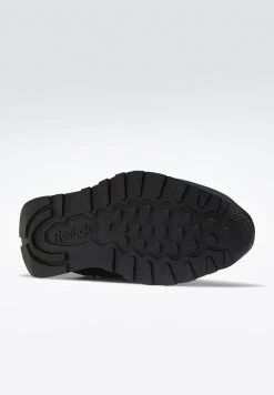 Reebok Classic CL LTHR GROW UNISEX Baskets Basses Core Black/core Black/chalk -Reebok Classic Soldes Magasin 5dee57ec7e1f437ba743a43e9845be35