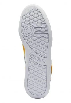 Reebok Classic Unisex CLUB C LEGACY REVENGE Baskets Basses Ftwr White/semi Solar Gold/ftwr White -Reebok Classic Soldes Magasin 64b715462b244379b6ff1418e9b60eff