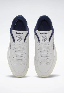 Reebok Classic CLUB C REVENGE UNISEX Baskets Basses Pure Grey /vector Navy/alabaster -Reebok Classic Soldes Magasin 6630dac3af8c429ba73fc0af73d0c2f5