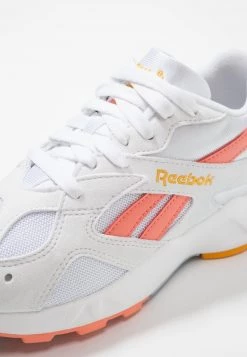 Reebok Classic AZTREK Baskets Basses White/stellar Pink Unisex -Reebok Classic Soldes Magasin 664ef860b67c4fc3970672da5df09f1f