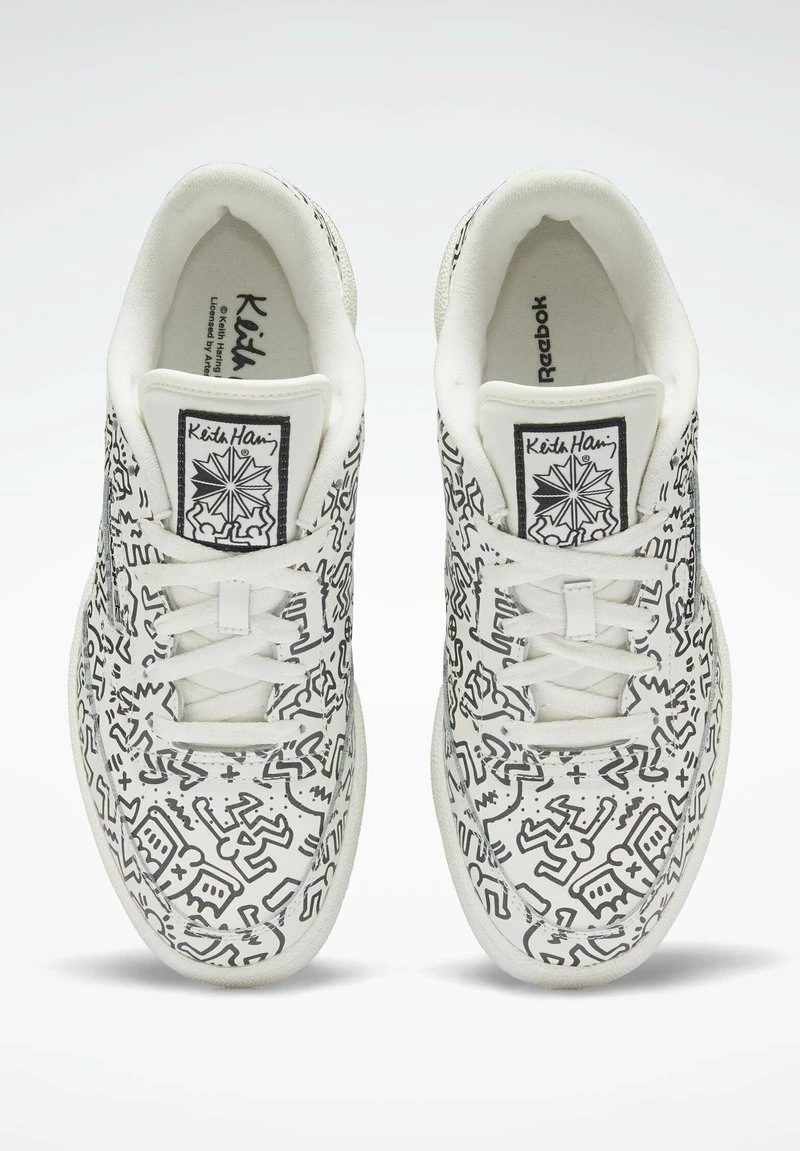 Reebok Classic CLUB C KEITH HARING Baskets Basses White Unisex 4 Reebok Classic CLUB C KEITH HARING Baskets Basses White Unisex – Image 4