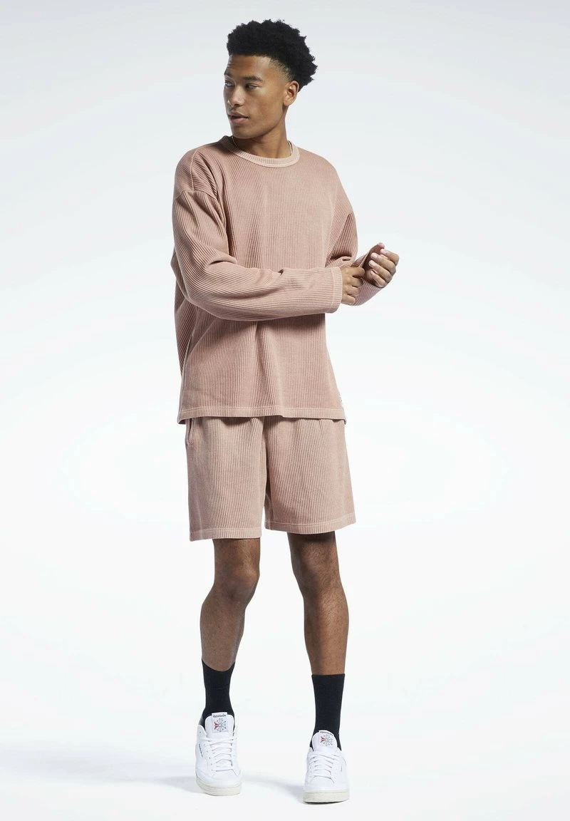 Reebok Classic DYE WAFFLE Pullover Light Red Homme 2 Reebok Classic DYE WAFFLE Pullover Light Red Homme – Image 2