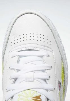 Reebok Classic Baskets Basses White Femme 16 Reebok Classic Baskets Basses White Femme -Reebok Classic Soldes Magasin 70341c79ed474e089879c35201b56497
