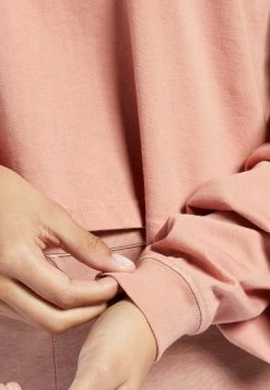 Reebok Classic LONG SLEEVE Sweatshirt Red Femme -Reebok Classic Soldes Magasin 7387d732810b41ac8163dff2aae57cc3