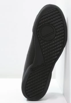 Reebok Classic NPC II Baskets Basses Black Unisex -Reebok Classic Soldes Magasin 788578a6a4934e67a13f29dd101edf4b