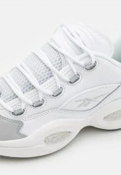 Reebok Classic Homme QUESTION LOW Baskets Basses Footwear White/pure Grey 3/pure Grey 2 11 Reebok Classic Homme QUESTION LOW Baskets Basses Footwear White/pure Grey 3/pure Grey 2 -Reebok Classic Soldes Magasin 7c2e77b140eb49ee83e11c839438e9a1