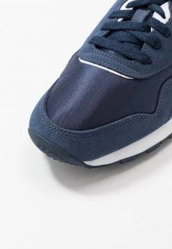 Reebok Classic CL NYLON UNISEX Baskets Basses Panton -Reebok Classic Soldes Magasin 7e2ac9feda8c4dcda6a0feb1e6a34746