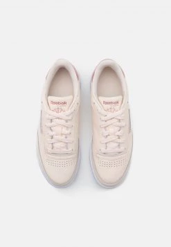 Reebok Classic Femme CLUB C 85 Baskets Basses Ceramic Pink/blush Metallic/footwear White 11 Reebok Classic Femme CLUB C 85 Baskets Basses Ceramic Pink/blush Metallic/footwear White -Reebok Classic Soldes Magasin 7ec17b00c1334e06ad7f242954f3d220