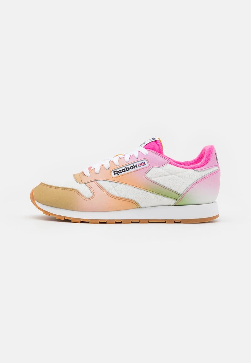 Reebok Classic CLASSIC DANIEL MOON UNISEX Baskets Basses Chalk/atomic Pink/radiant Ochre 1 Reebok Classic CLASSIC DANIEL MOON UNISEX Baskets Basses Chalk/atomic Pink/radiant Ochre