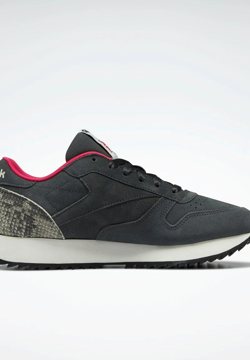 Reebok Classic Femme Baskets Basses Grey 11 Reebok Classic Femme Baskets Basses Grey – Image 11