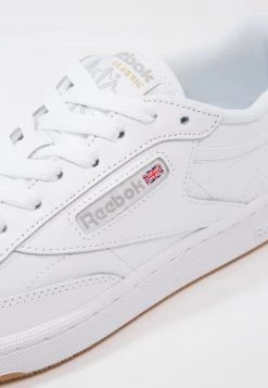 Reebok Classic CLUB C 85 Baskets Basses White/light Grey Femme -Reebok Classic Soldes Magasin 8768f1e8c28f4816a5e8f53174685c06
